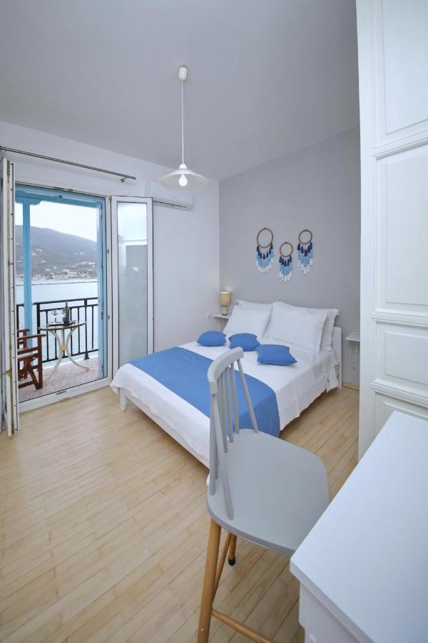 Molos House Skopelos Town Exterior photo